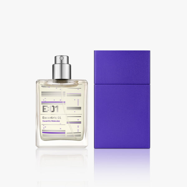 香水(ユニセックス) Escentric 01 30ml E01_30ml_Bottle_Ocard_Casing_O